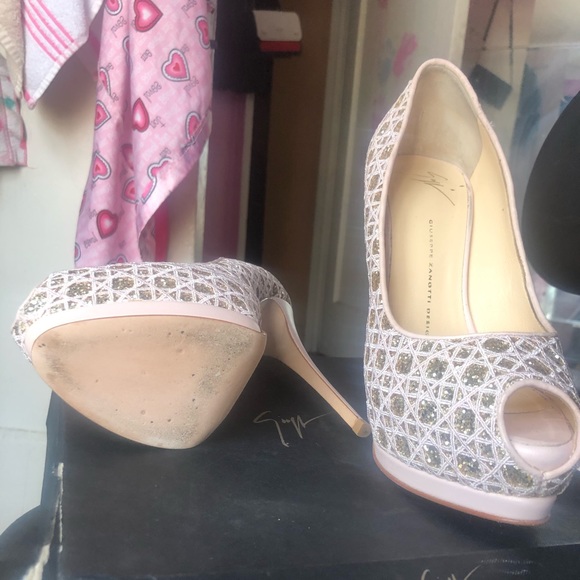 Giuseppe Zanotti - Picture 3 of 4